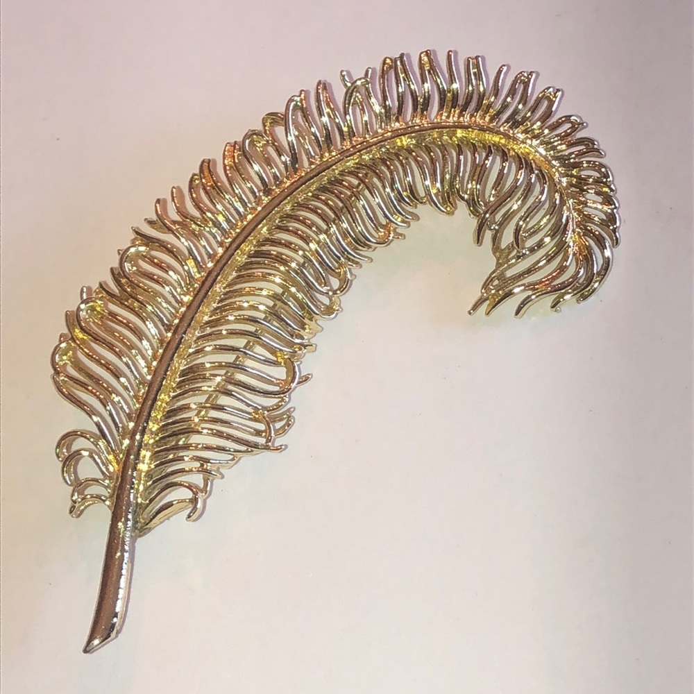 Coro Vintage Gold Tone Feather Brooch Pin